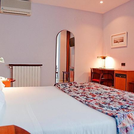 Hotel Arumí Santa Eugenia de Berga Exteriér fotografie